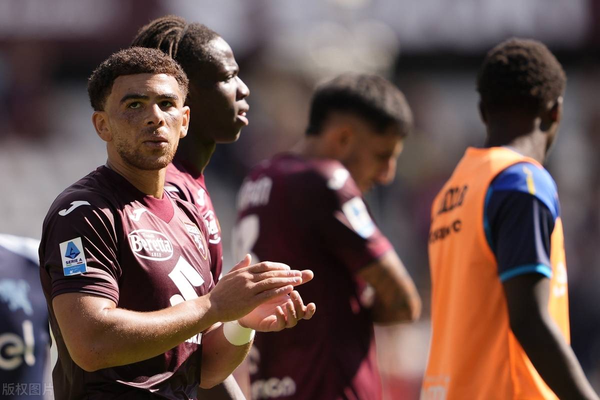 罗马主场力擒拉齐奥，止住连败颓势