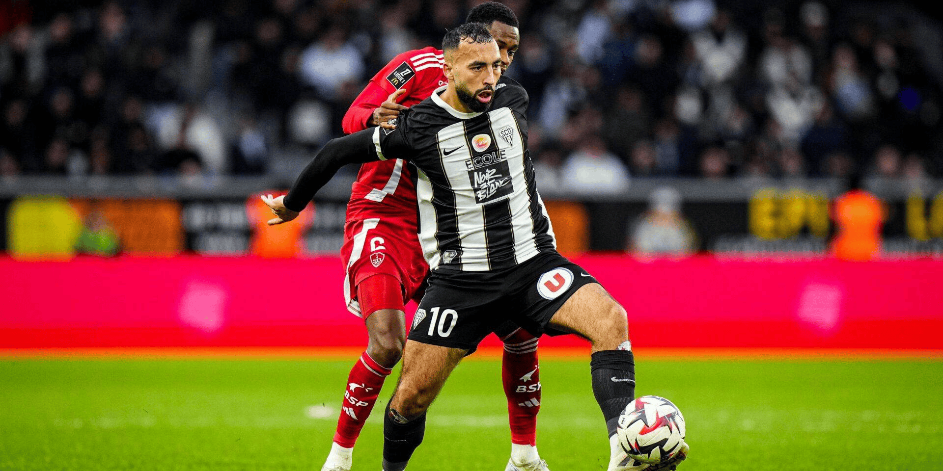 多宝彩票-包含里昂主场大胜昂热，喜迎胜利的词条