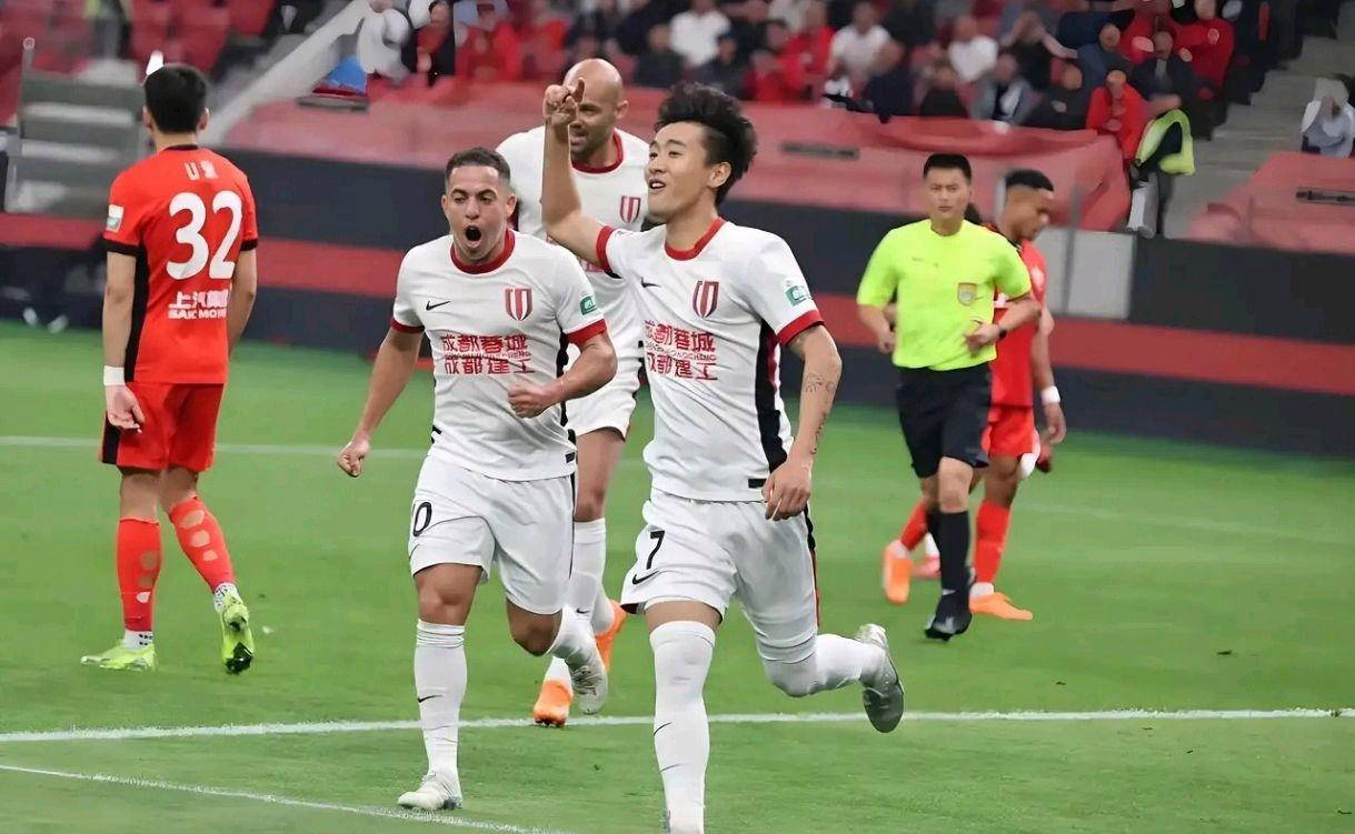 北京队挑战深圳队,全队士气高涨备战的简单介绍 北京队挑战深圳队,全队士气高涨备战的简单介绍