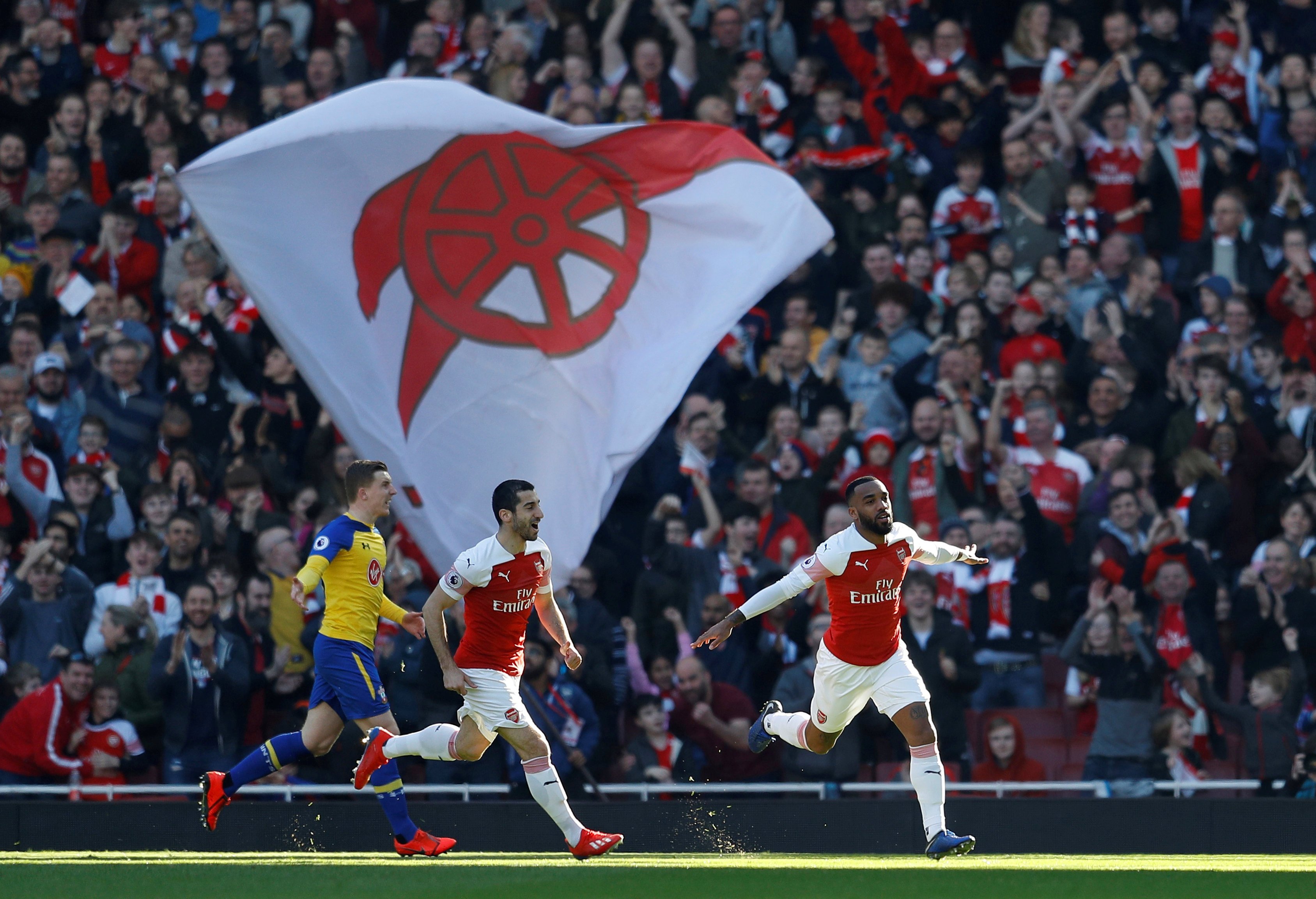 关于曼城迎战阿森纳:英超巨人对决的信息 关于曼城迎战阿森纳:英超巨人对决的信息