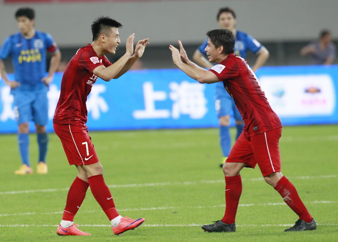 队员合约到期,转会传闻不断,球队管理层紧急应对 队员合约到期,转会传闻不断,球队管理层紧急应对