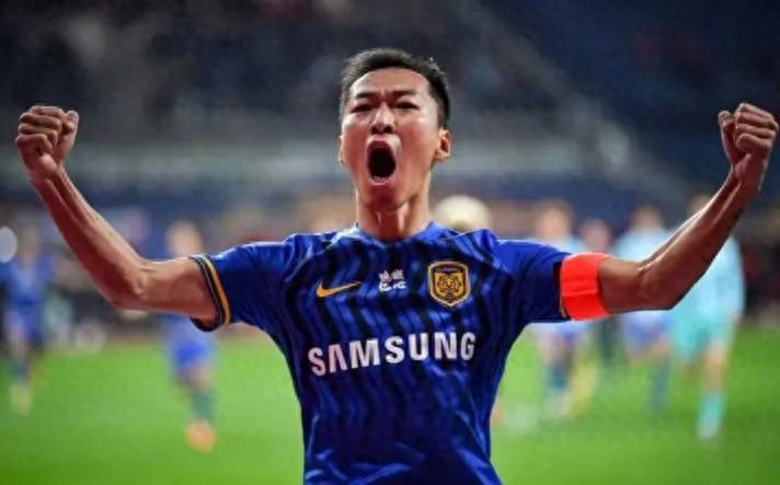 关于上港领队改善球队表现,努力进步的信息 关于上港领队改善球队表现,努力进步的信息