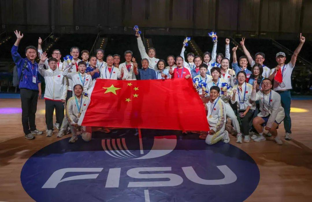 DB彩票官网-包含惊险逆袭！选手突破难关成功登上最高领奖台的词条