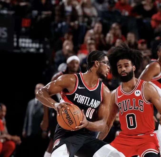 DB彩票试玩-包含开拓者险胜太阳，全队团结协作全力以赴的词条